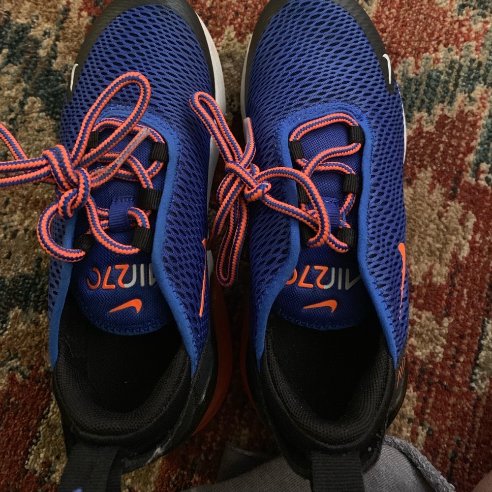 Nike 270 boys EUC!!